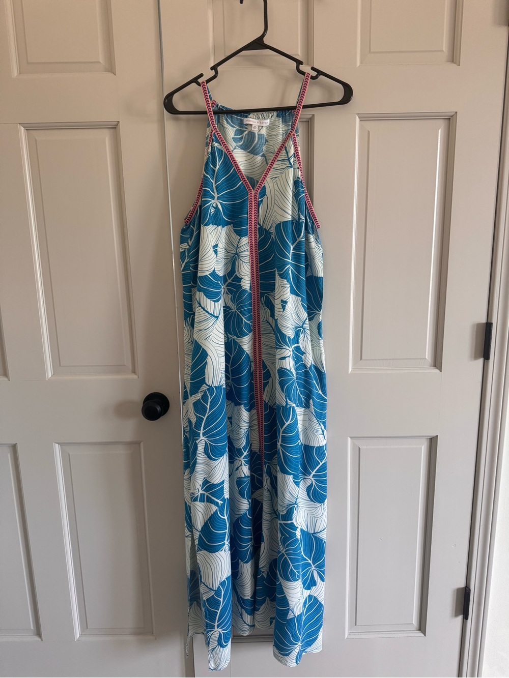 America & Beyond tropical maxi dress / swim
Cover size M